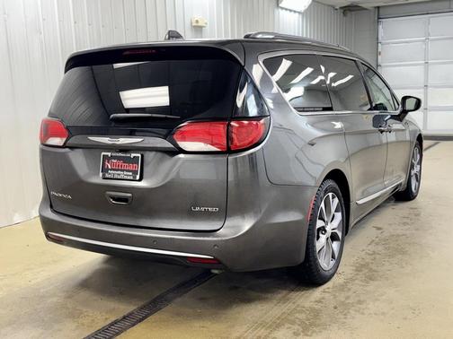 2018 Chrysler Pacifica Limited