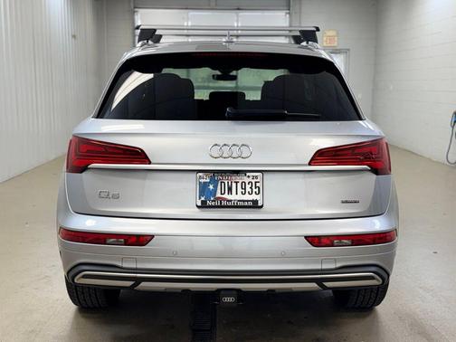 2022 Audi Q5 40 Premium Plus