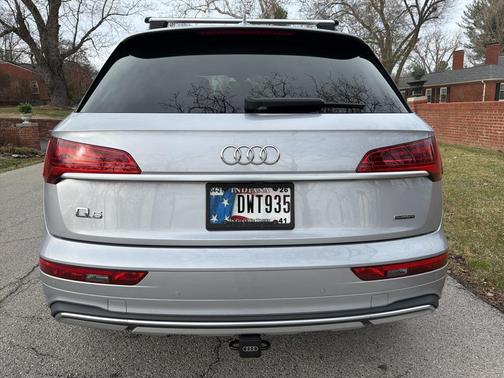 2022 Audi Q5 40 Premium Plus