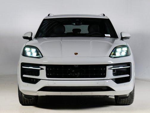 2026 Porsche Cayenne GTS