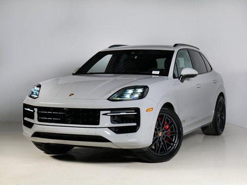2026 Porsche Cayenne GTS