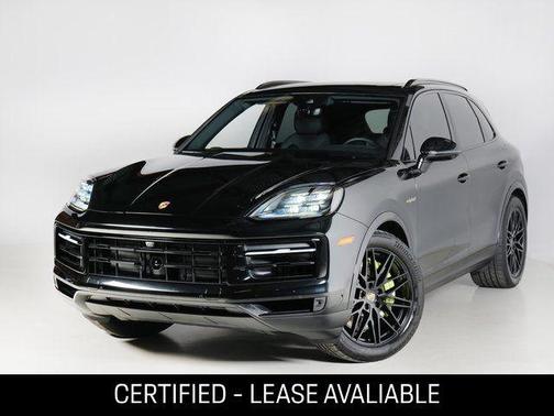 2025 Porsche Cayenne S