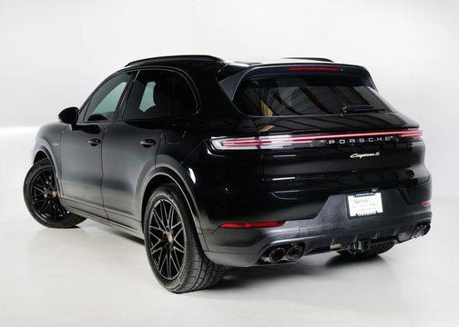 2025 Porsche Cayenne Cayenne S E-Hybrid