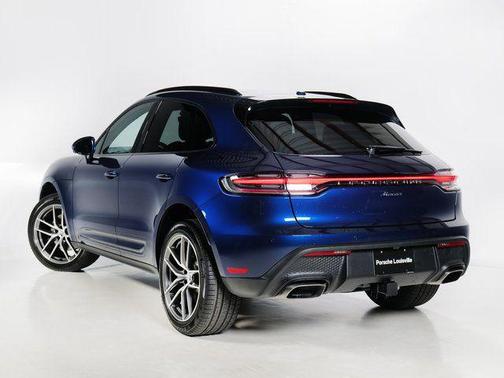 2025 Porsche Macan Turbo