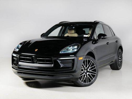 2025 Porsche Macan Turbo