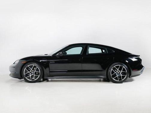 2025 Porsche Taycan 4
