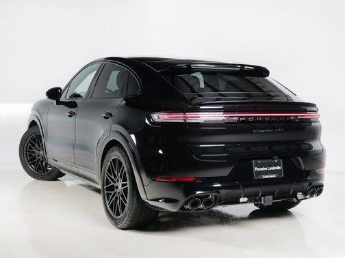 2026 Porsche Cayenne GTS