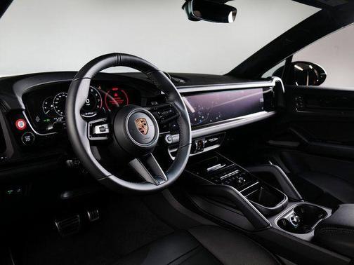 2026 Porsche Cayenne GTS