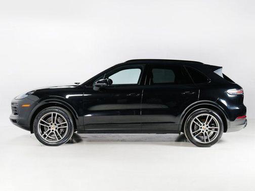 2023 Porsche Cayenne Platinum Edition