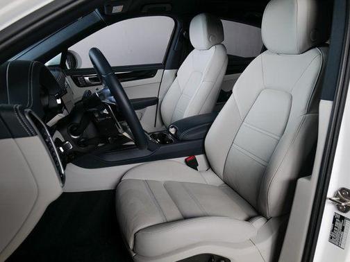 2023 Porsche Cayenne Cayenne E-Hybrid