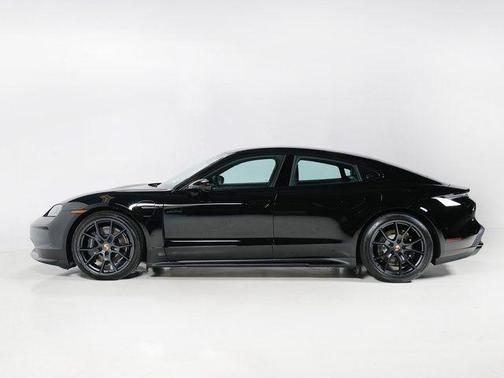 2025 Porsche Taycan GTS