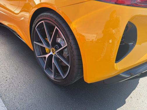 2024 Lotus Emira V6 First Edition