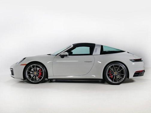 2021 Porsche 911 Targa 4S