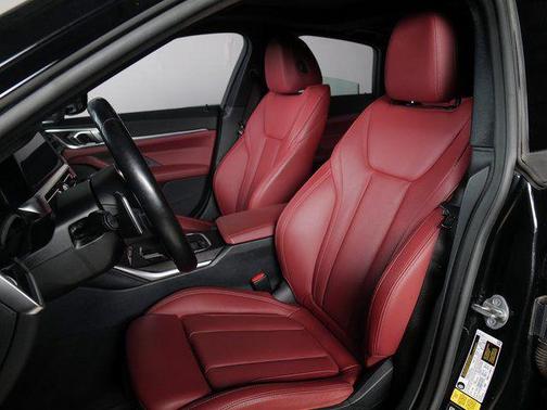 Black Sapphire Metallic 2022 BMW M440 i xDrive