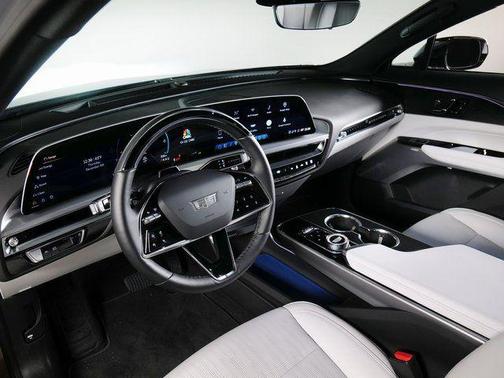 2025 Cadillac LYRIQ Luxury