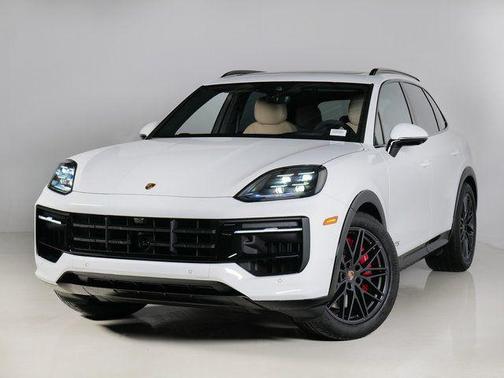 2026 Porsche Cayenne GTS
