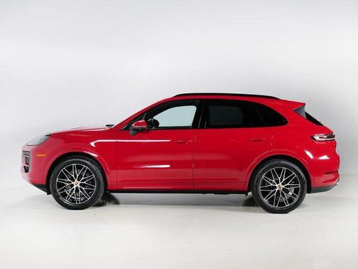 Carmine Red 2026 Porsche Cayenne Cayenne