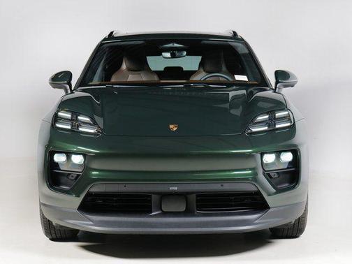 2025 Porsche Macan 4
