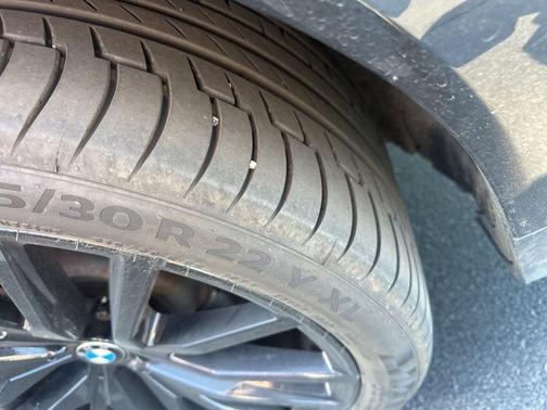 Black Sapphire Metallic 2023 BMW X6 M50i