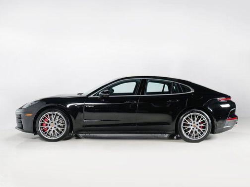 2025 Porsche Panamera 4S