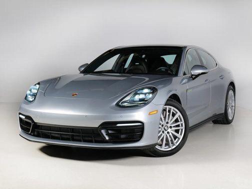 2022 Porsche Panamera 4S