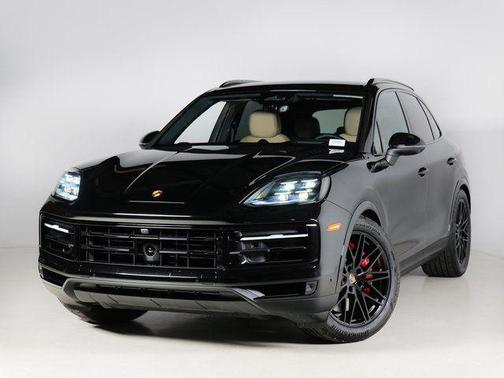 Chromite Black Metallic 2026 Porsche Cayenne S