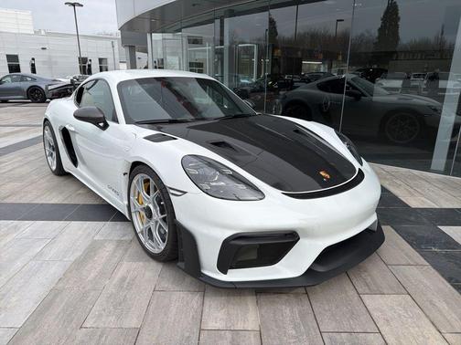 2025 Porsche 718 Cayman GT4 RS