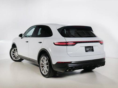 Carrara White Metallic 2019 Porsche Cayenne Cayenne