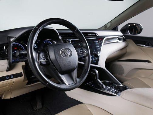 2019 Toyota Camry XLE