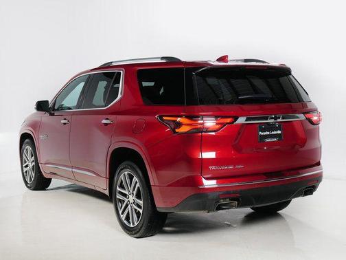 Radiant Red Tintcoat 2023 Chevrolet Traverse High Country