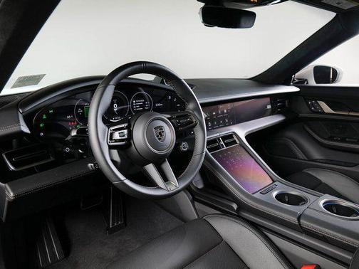 2025 Porsche Taycan Turbo