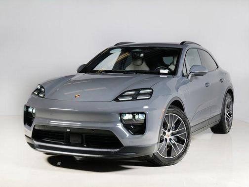 2025 Porsche Macan 4