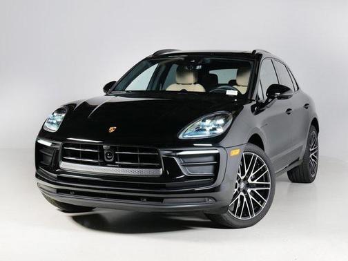 2025 Porsche Macan Turbo