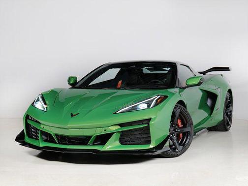 Roswell Green Metallic 2026 Chevrolet Corvette Z06
