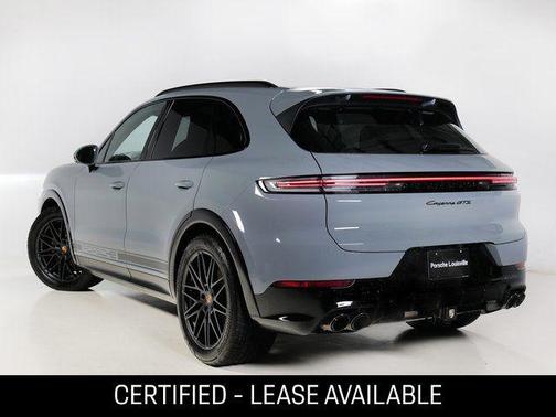 2025 Porsche Cayenne GTS