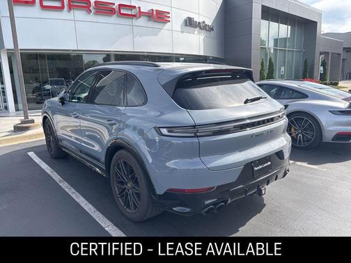 2025 Porsche Cayenne GTS