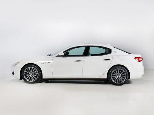 Bianco 2020 Maserati Ghibli S Q4