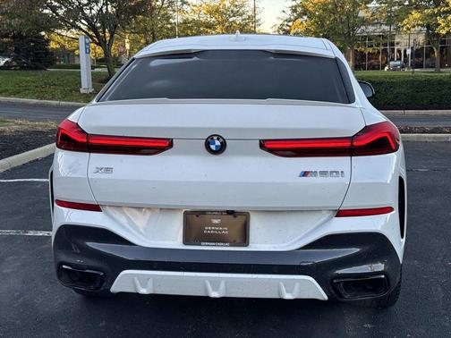 2023 BMW X6 M50i