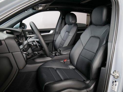 2025 Porsche Cayenne Cayenne