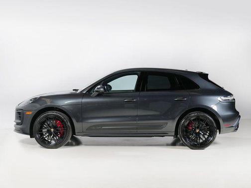 2022 Porsche Macan GTS
