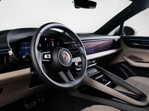 2026 Porsche Macan 4S