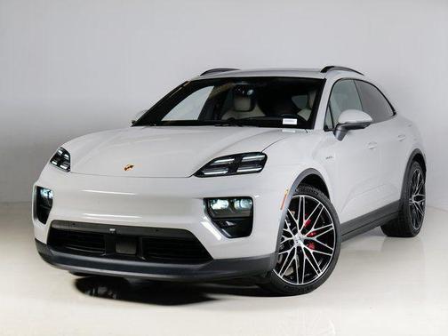 2026 Porsche Macan 4S