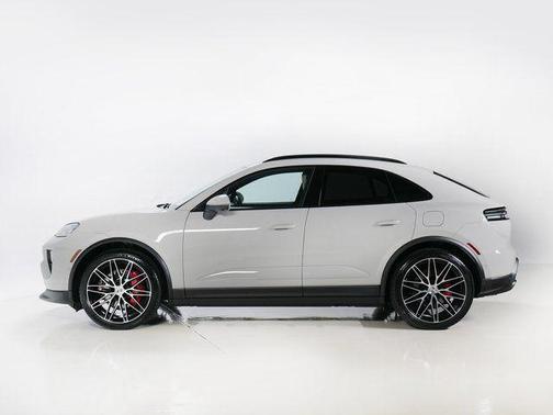 2026 Porsche Macan 4S