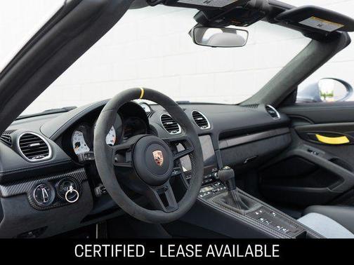 2025 Porsche 718 Spyder RS