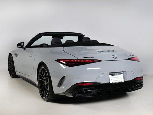 2022 Mercedes-Benz AMG SL 63 Base