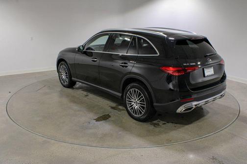 2023 Mercedes-Benz GLC 300 4MATIC