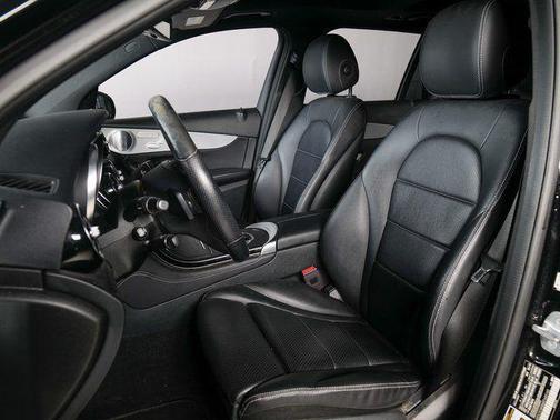 2019 Mercedes-Benz GLC 300 4MATIC