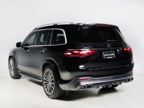 2025 Mercedes-Benz AMG GLS 63 Base