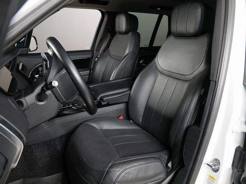 White 2022 Land Rover Range Rover P400 SE