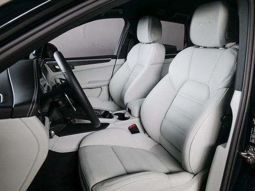 2026 Porsche Macan GTS